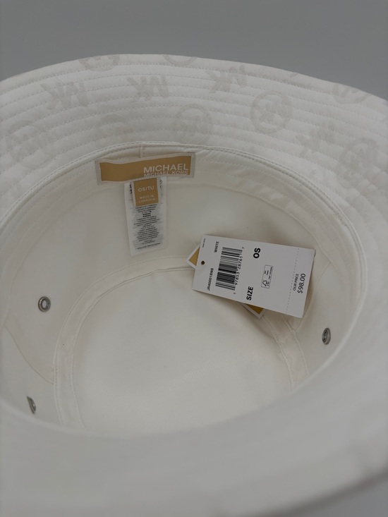 GIFTED??Michael Kors White Bucket Hat NWT Logo Plaque OS Summer Classic??❌❌ main image 4